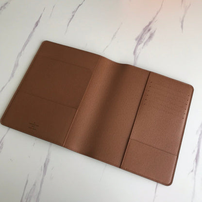 2021 Lv book folio