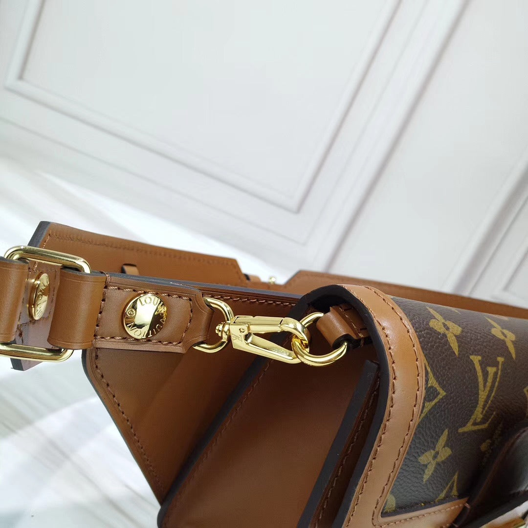 Lv belt bag 16*12.5*10cm