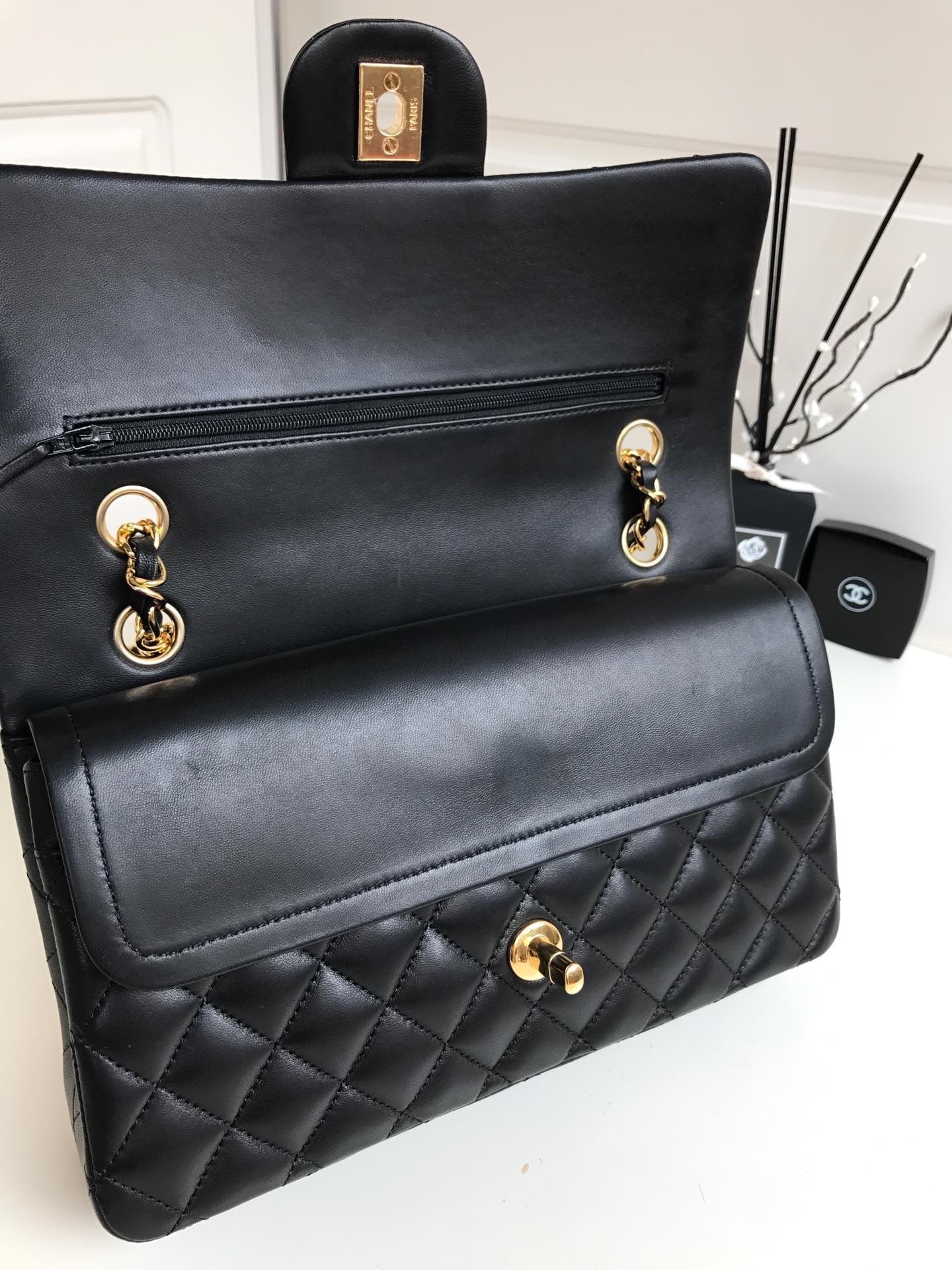 Black classic 25cm