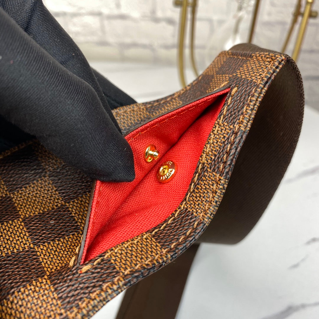 L v messenger two colors  12*20*6CM 7