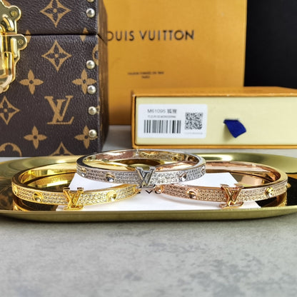 Lv bracelet