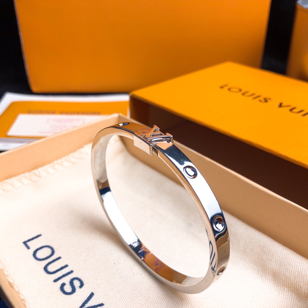 Lv bracelet