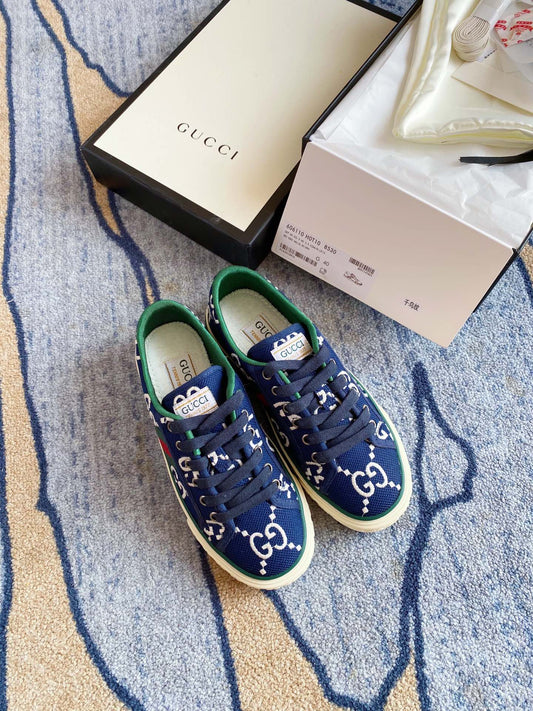 G u c c I tennis sneakers