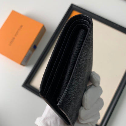 Lv pocket wallet Size:11.5*9CM