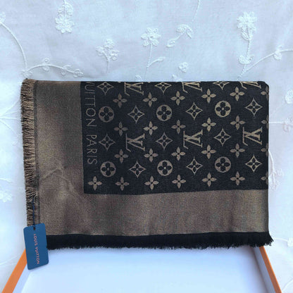 Lv scarf