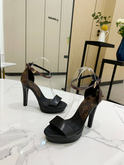 L v heels 10.5 34-42