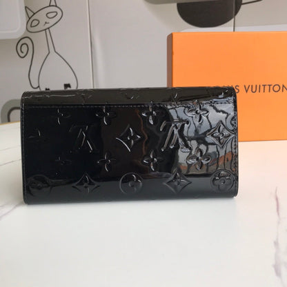 Lv wallet 19*10cm