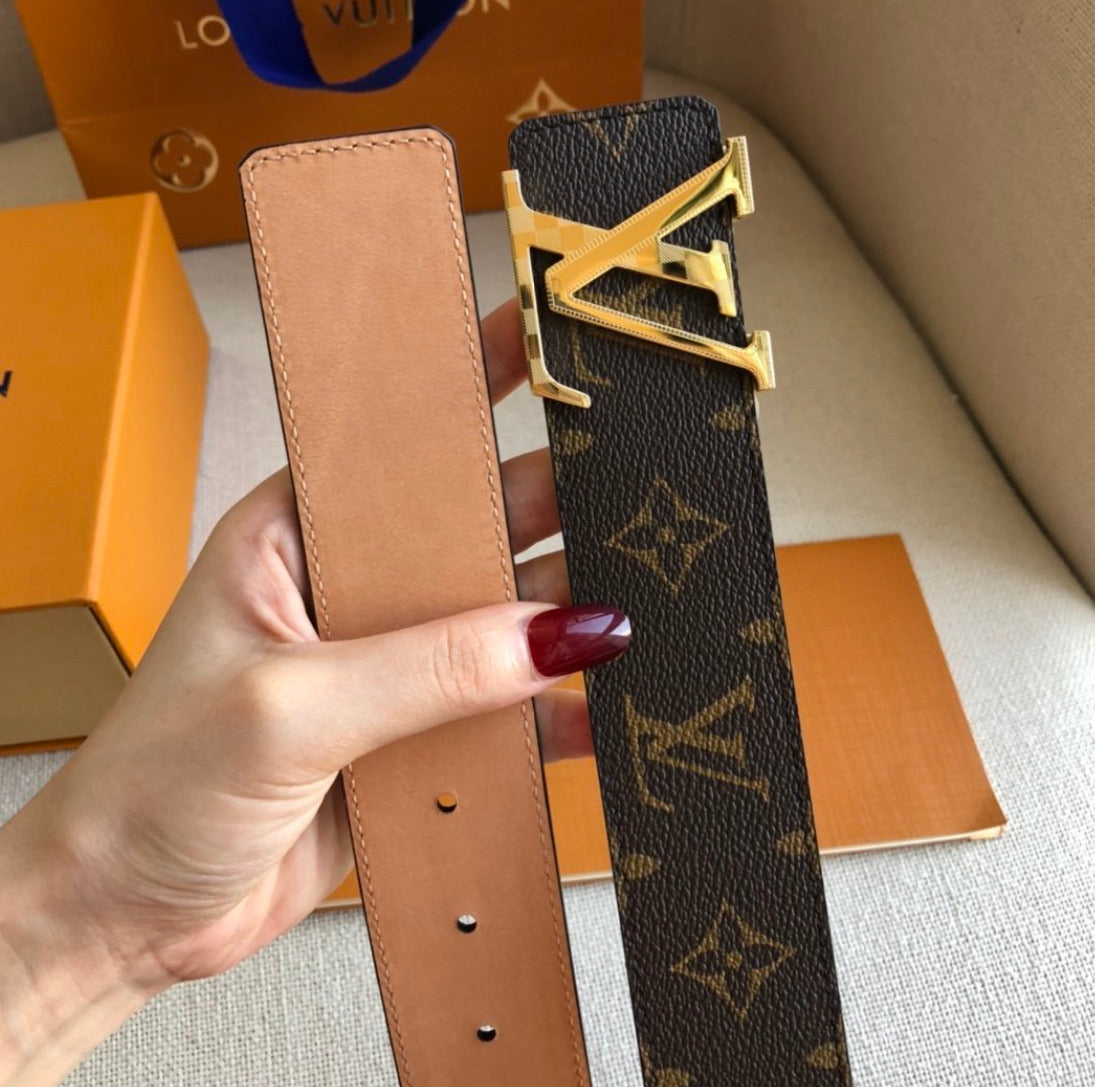 Lv belt gold