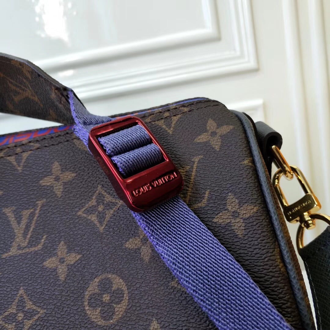 Lv duffel