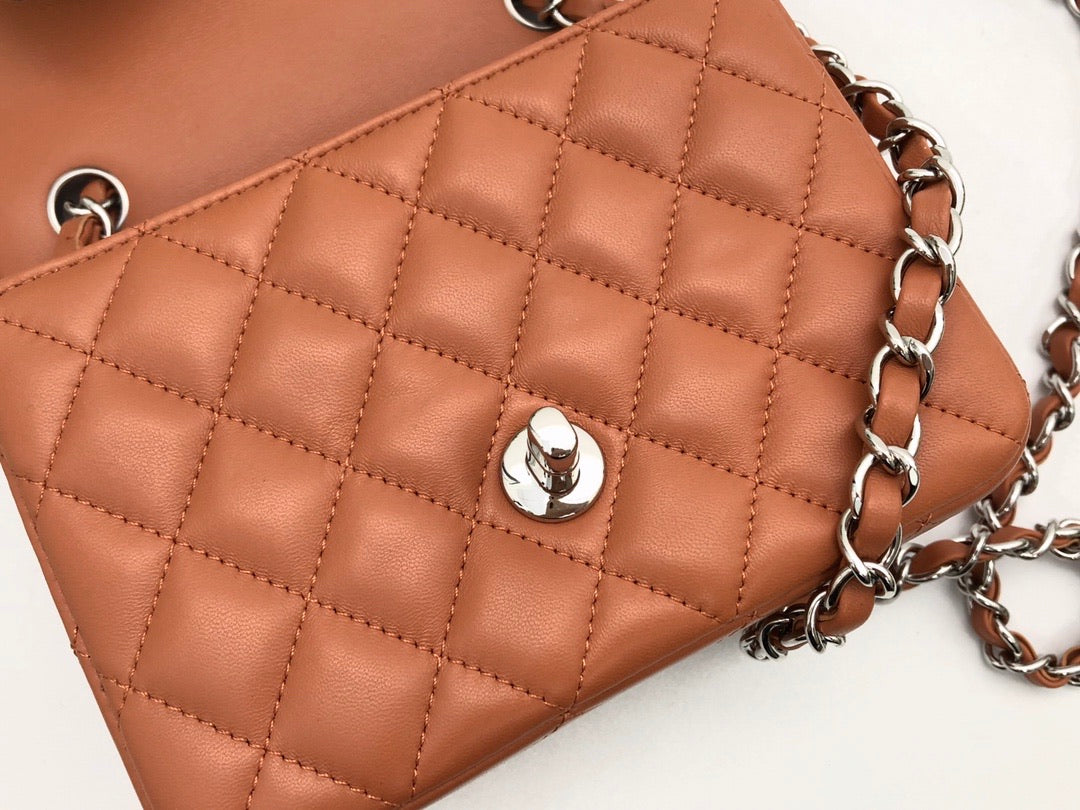 Classic fashion mini 17cm handbag