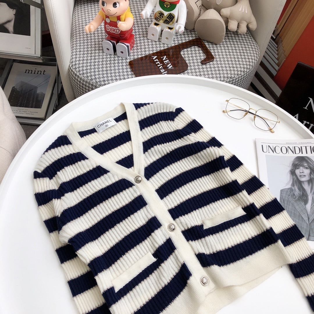 Black-and-white striped jumper