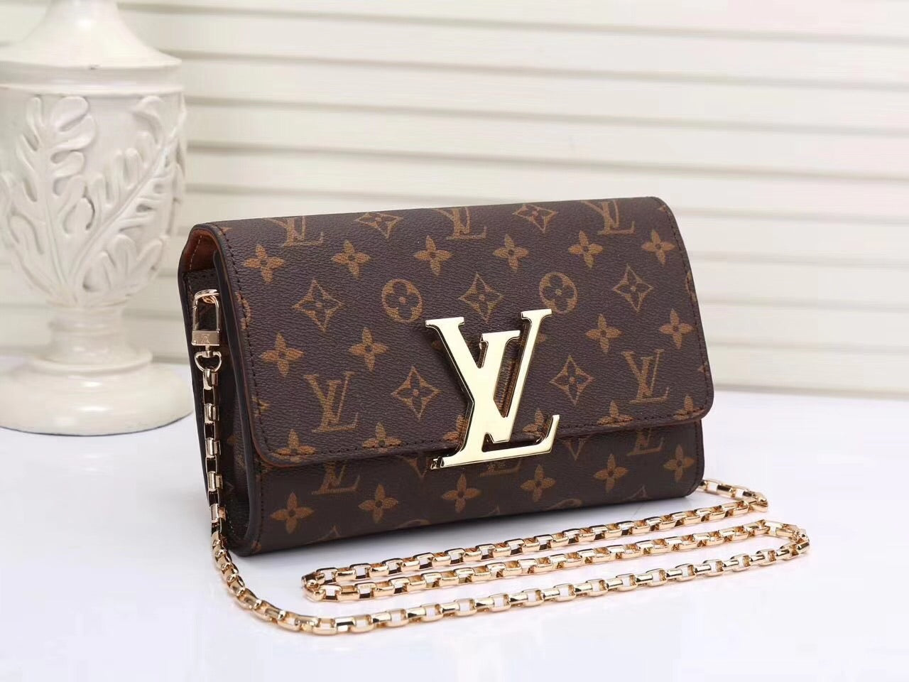 Lv classy