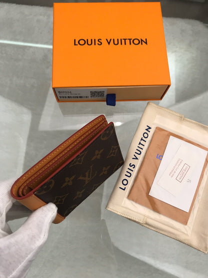 New Lv wallet