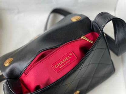 C h a n e l black 𝐒𝐢𝐳𝐞:𝟐𝟒/𝟔.𝟓/𝟏𝟖𝐜𝐦