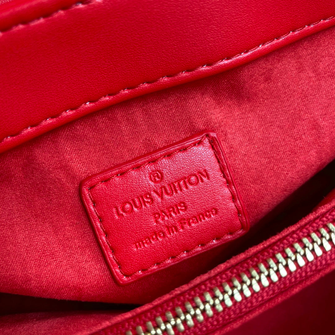 Lv red 23cm