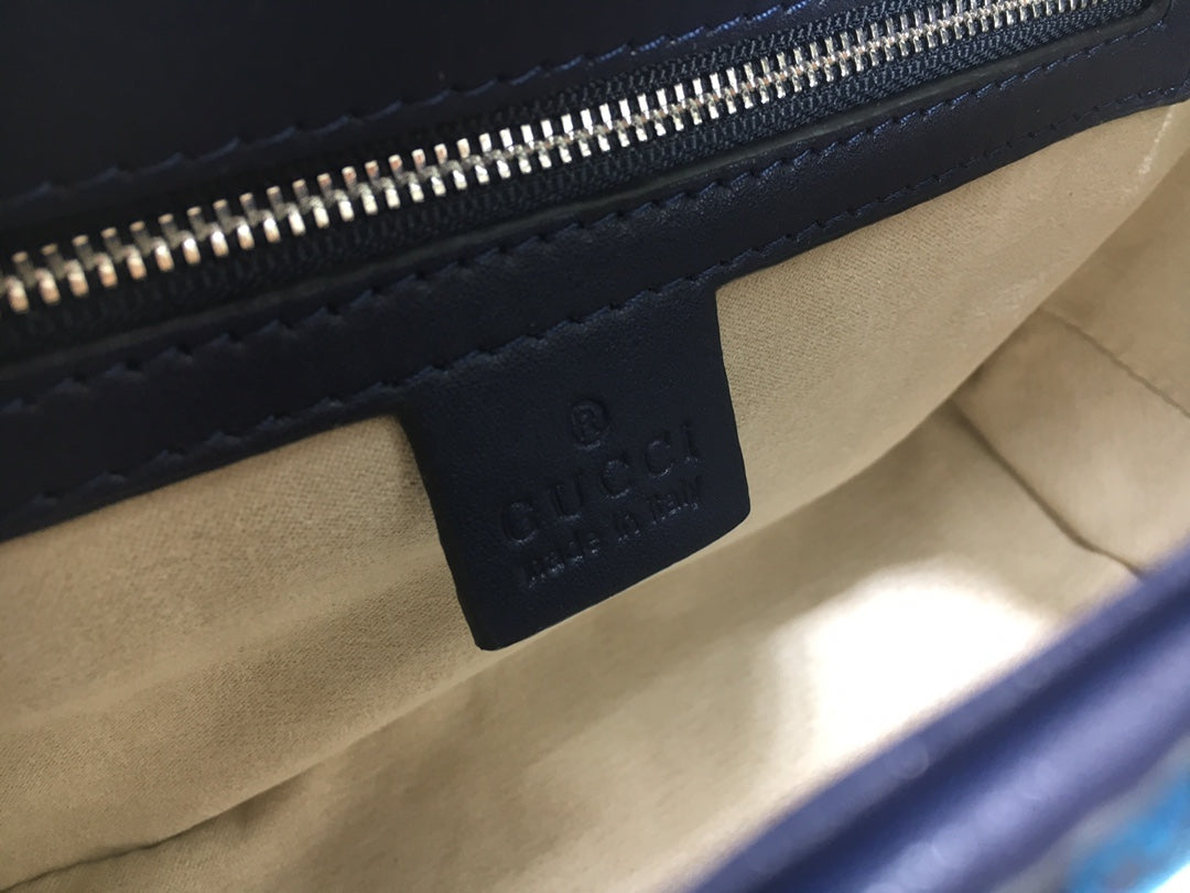 G u c c i blue W26xH15xD7cm