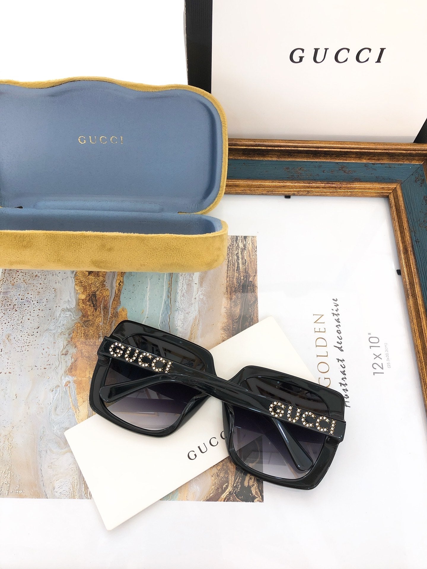 Women sun galsses sunnies