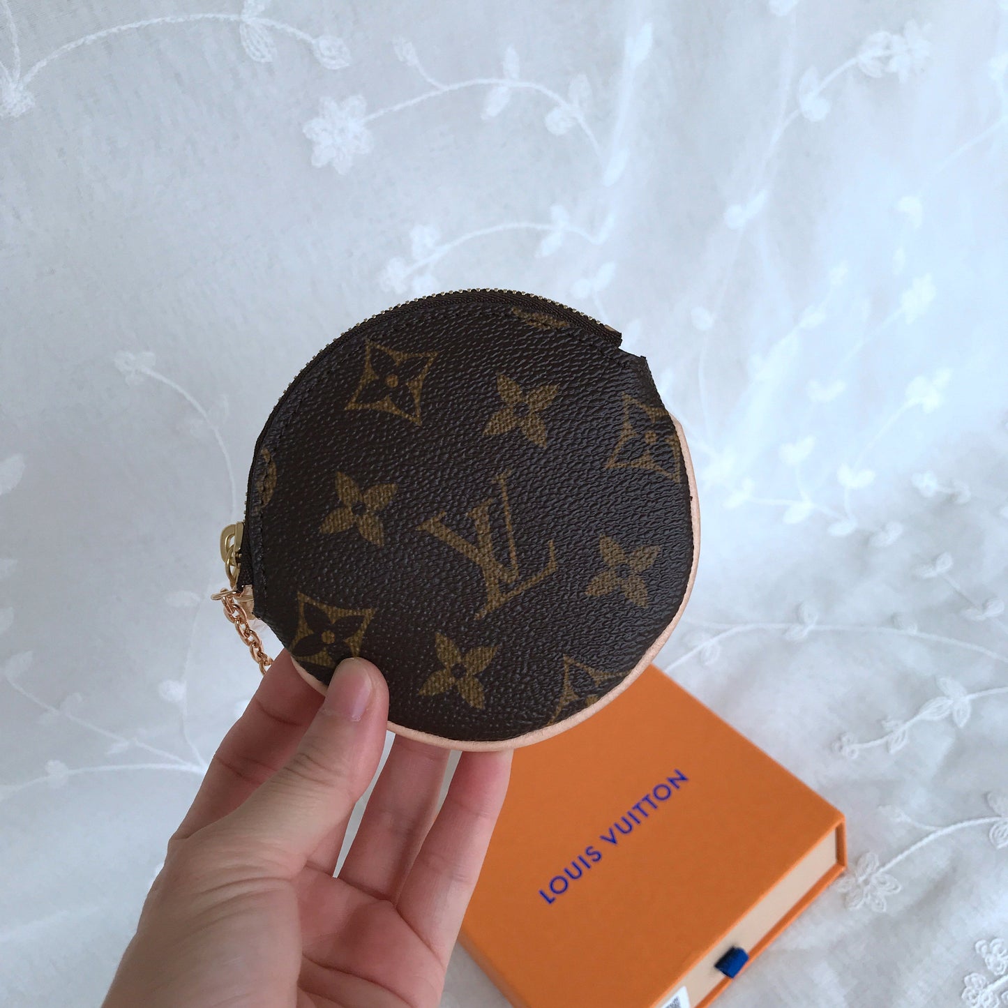 Lv wallet