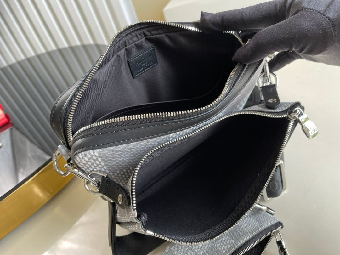 Lv eclipse 25.0 x 18.5 x 7.0