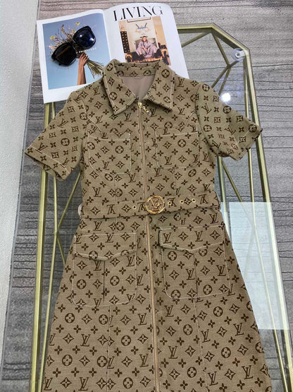 G classic style dress