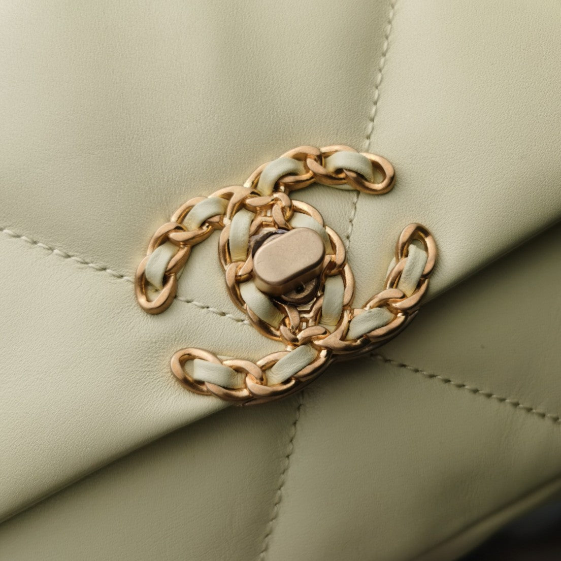 C h a n e l 20  30 10(cm)