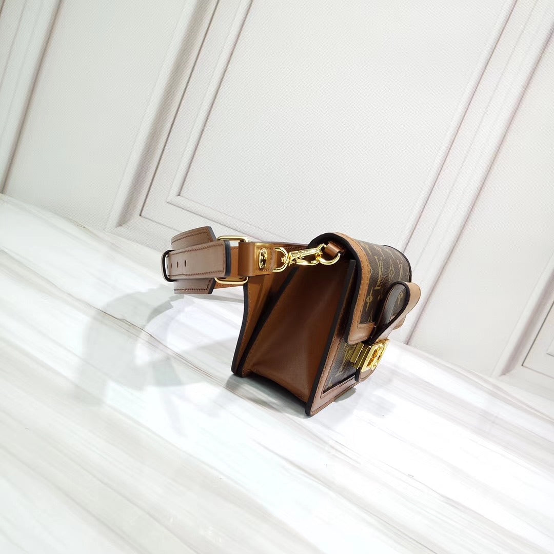 Lv belt bag 16*12.5*10cm