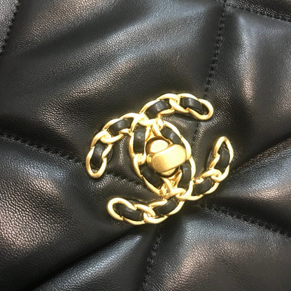 C h a n e l black 20  30 10(cm)