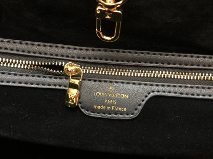 Lv Size:32×29×17cm