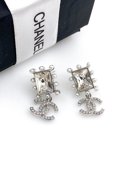 Grand luxury earrings