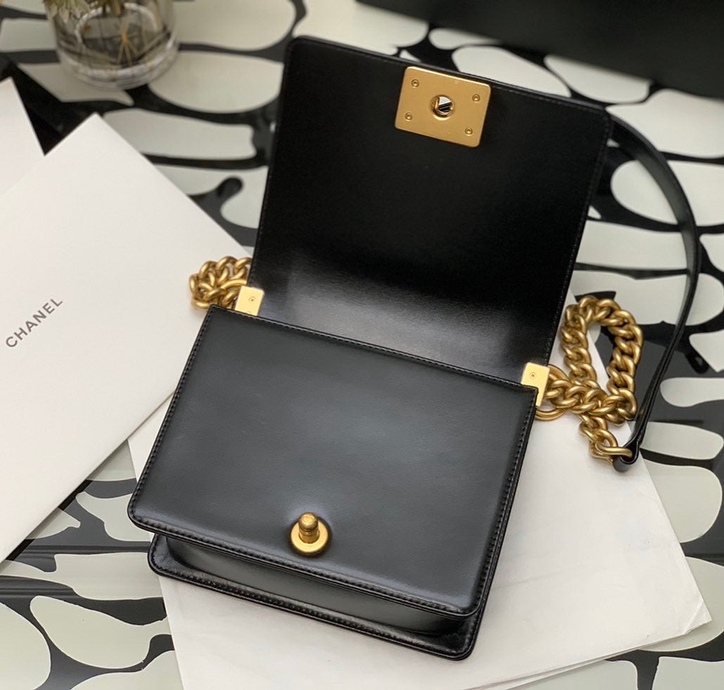 C h a n e l boy 18cm