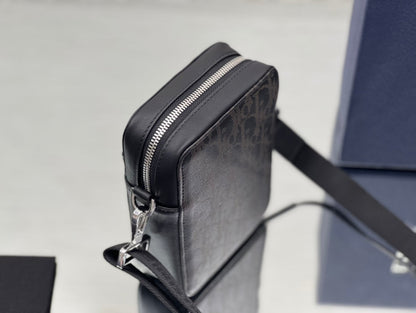 D i o r dio 12 x 17 x 4.5