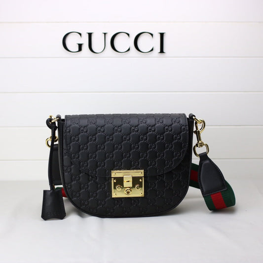 G u c c i v 25*20*7.5CM