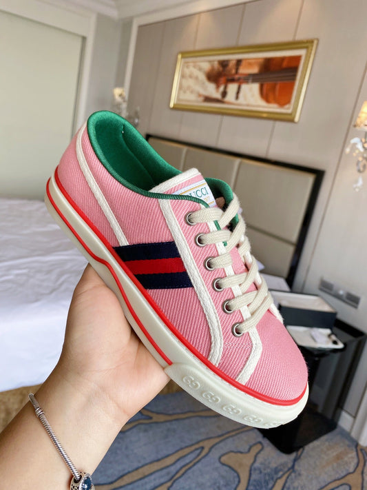 G u c c I tennis sneakers