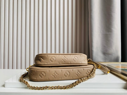 L v accessory pochette